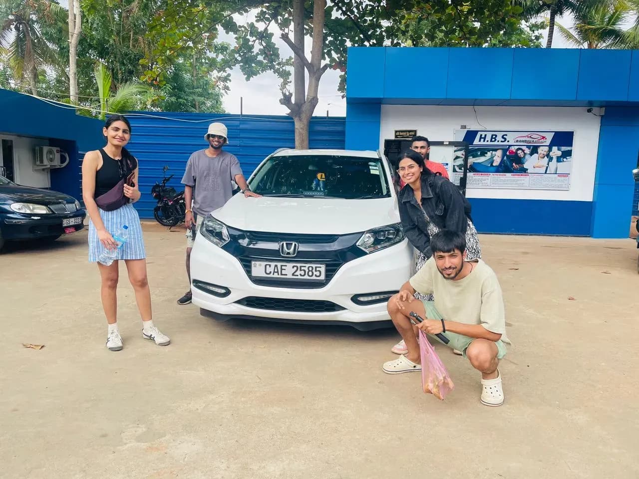 Monthly and long term car rental in Sri Lanka