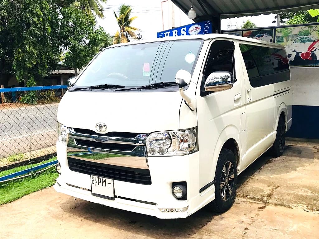 Toyota Hiace  KDH - photo 1 of 6