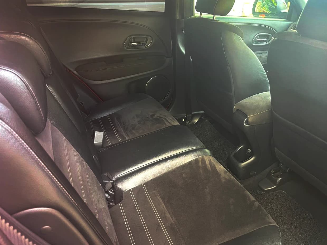 HONDA VEZEL - photo 5 of 5