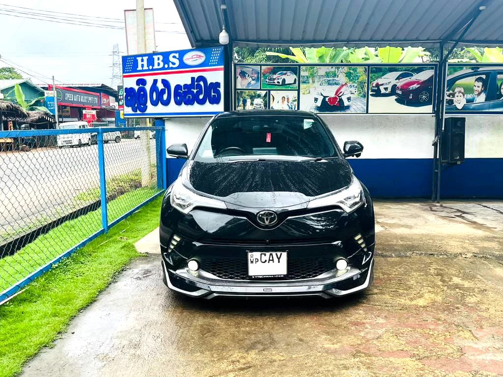 TOYOTA CHR - photo 4 of 6