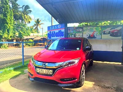 HONDA VEZEL - photo 1 of 5
