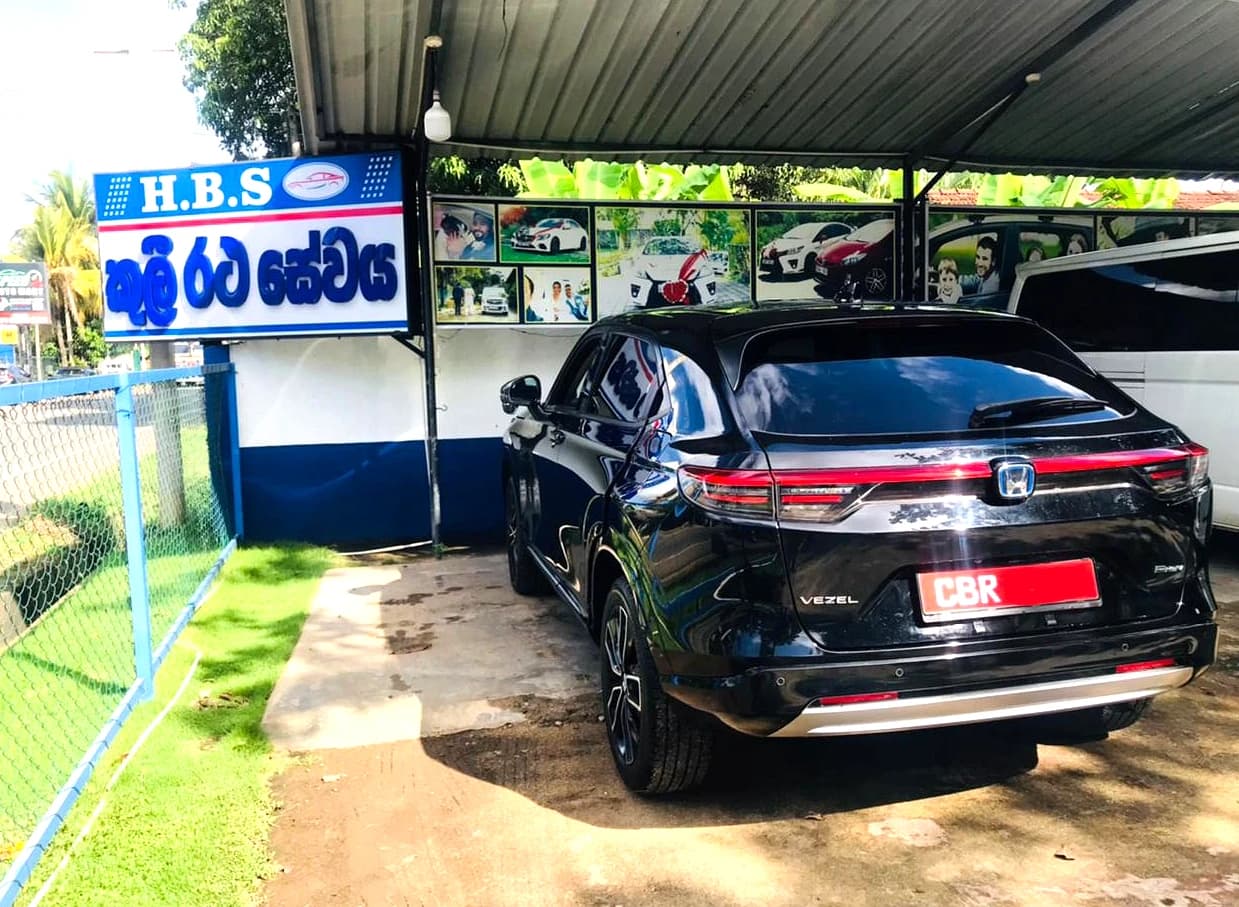 HONDA VEZEL - photo 3 of 6