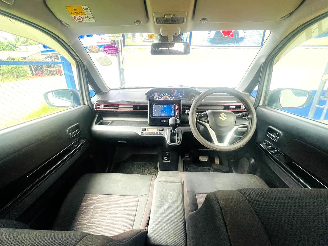 SUZUKI WAGON R - photo 4 of 5