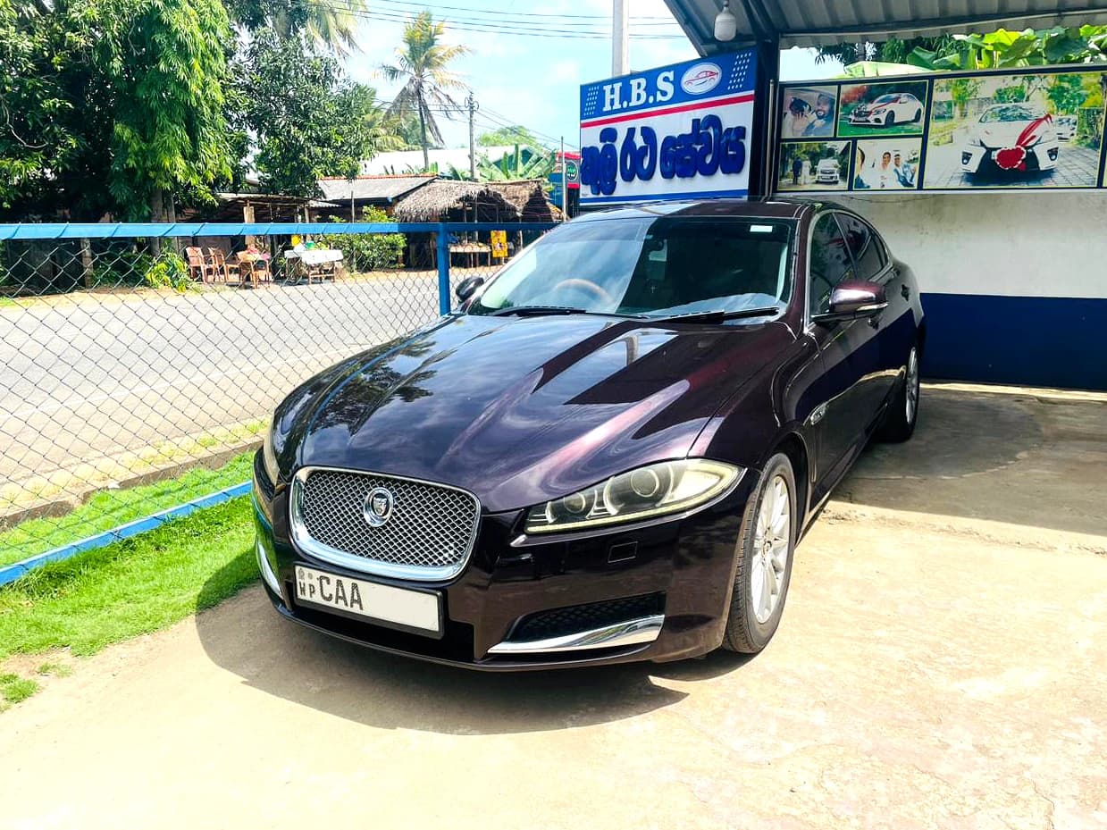 JAGUAR XF - photo 1 of 5