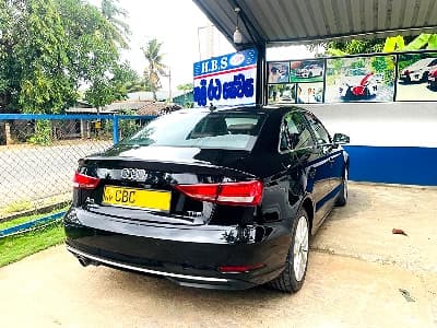 AUDI A3 - photo 2 of 7