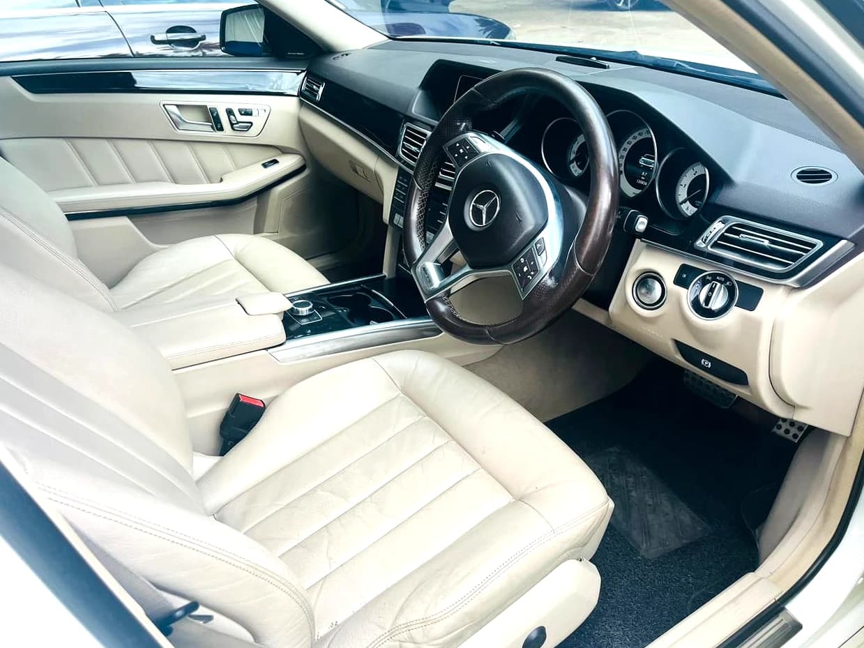 MERCEDES BENZ - photo 4 of 5