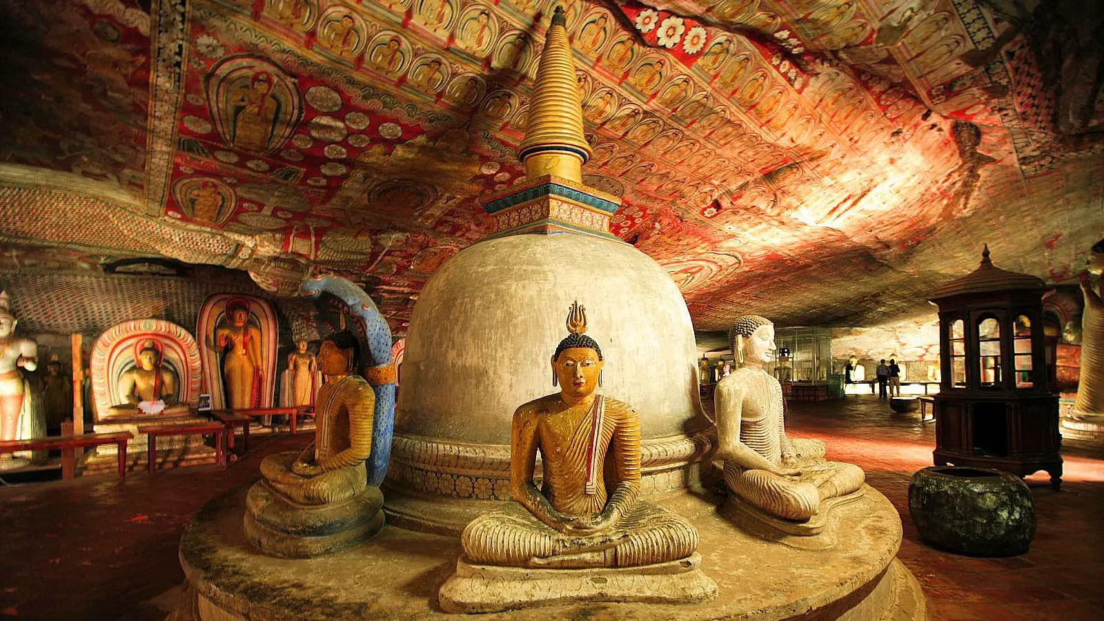 Dambulla Cave Temple interior